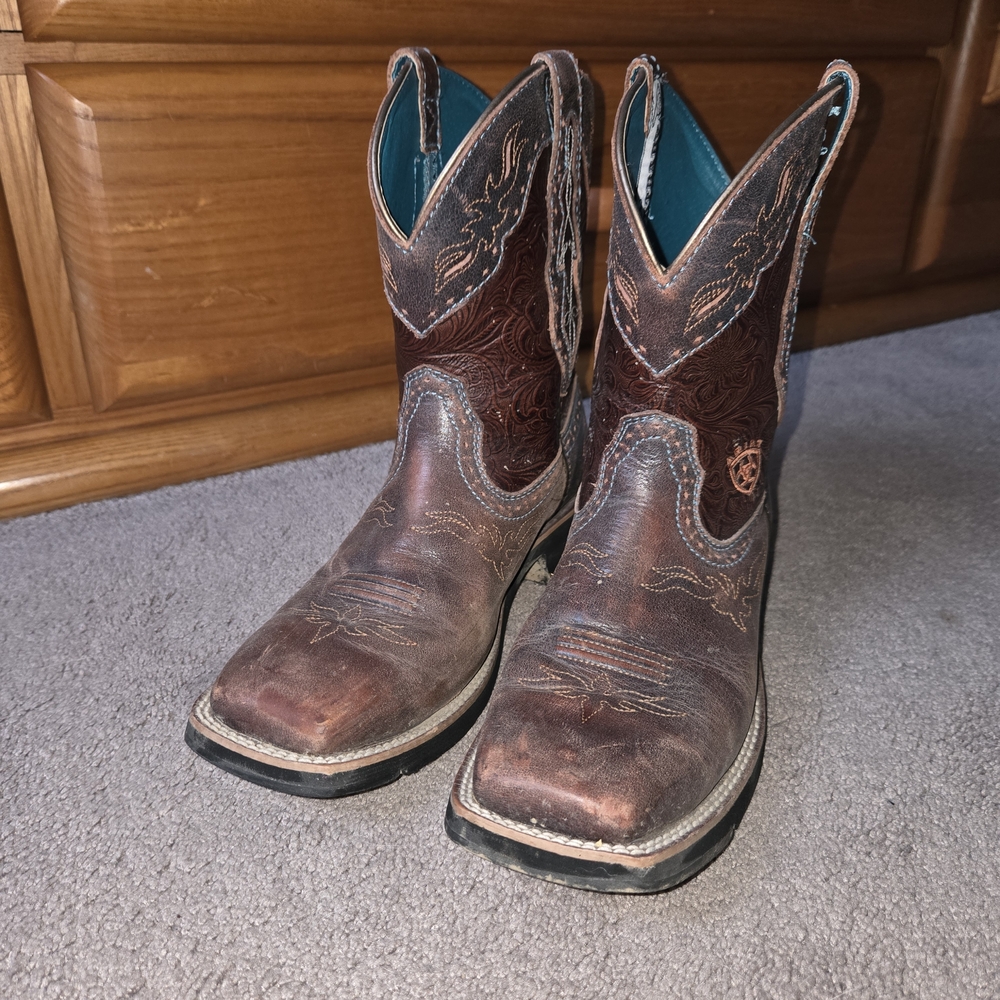 Ariat Brown Western Cowboy Boots